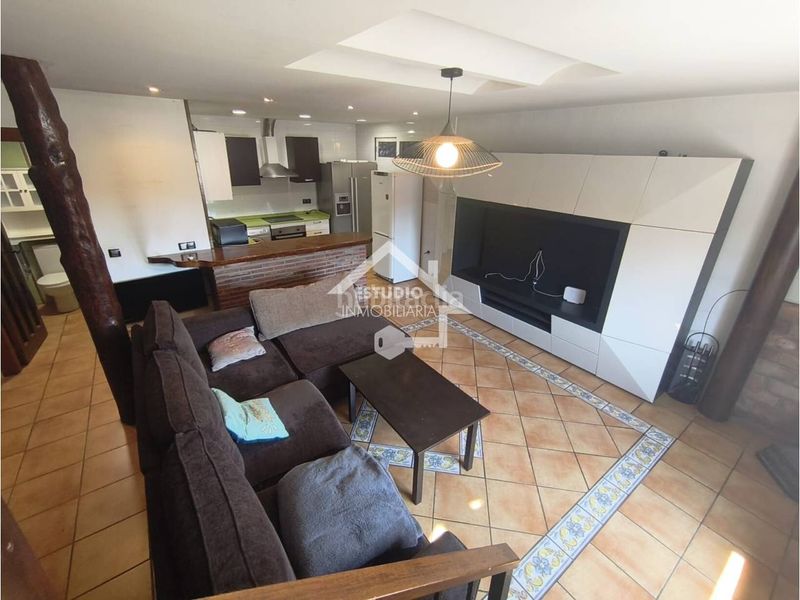 Foto af3f8606-80c1-4fdf-87f1-9f154fe87d27. Casa amb calefacció a Villar de Torre