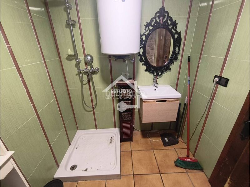 Foto f15feaaa-39f9-4019-b90e-67d4e7c06378. Casa amb calefacció a Villar de Torre