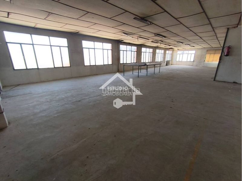 Foto 940e6d4a-da90-4eb2-a0b4-d8ab8e769102. Nau industrial a Mendavia