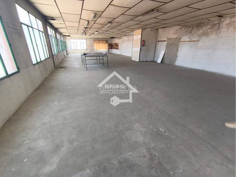 Foto e2dbaf38-9ce1-4741-b92f-dfe1b130c2a4. Nau industrial a Mendavia