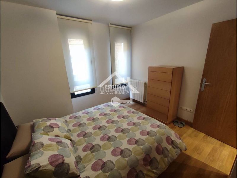 Foto 6e394b4a-ddb3-48f4-a8b2-bbbaf01f358b. Flat with heating in Navarrete