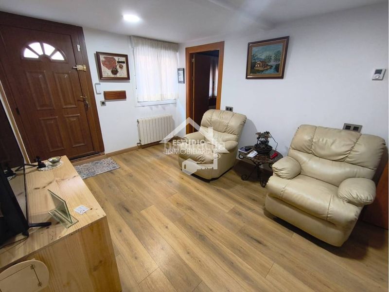 Foto 00cd4068-67d7-44c2-9427-e36eb2e0b85d. Casa amb calefacció a Alesanco