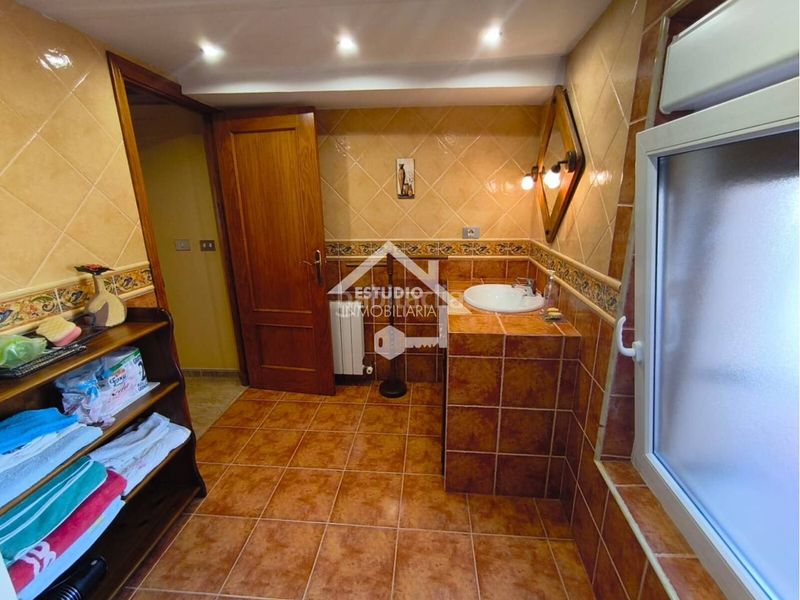 Foto 748d59dd-7507-4c74-ac65-9fbbcd4d3386. Casa amb calefacció a Alesanco