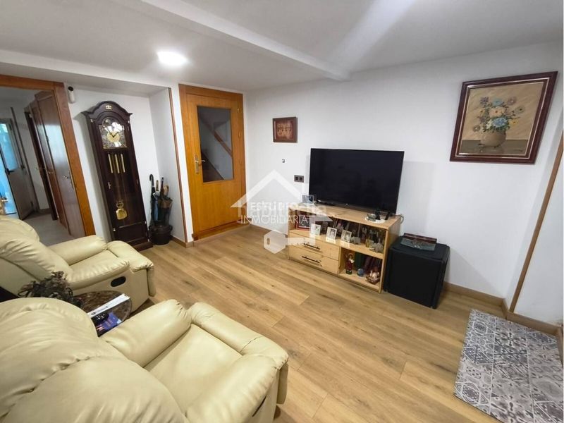 Foto 802b88d5-3852-4189-9e50-b01ba250031f. Casa amb calefacció a Alesanco