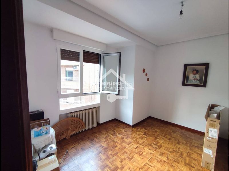 Foto be9e7d9e-83a9-4151-a09b-768f0cc3f80c. Flat with heating in Navarrete