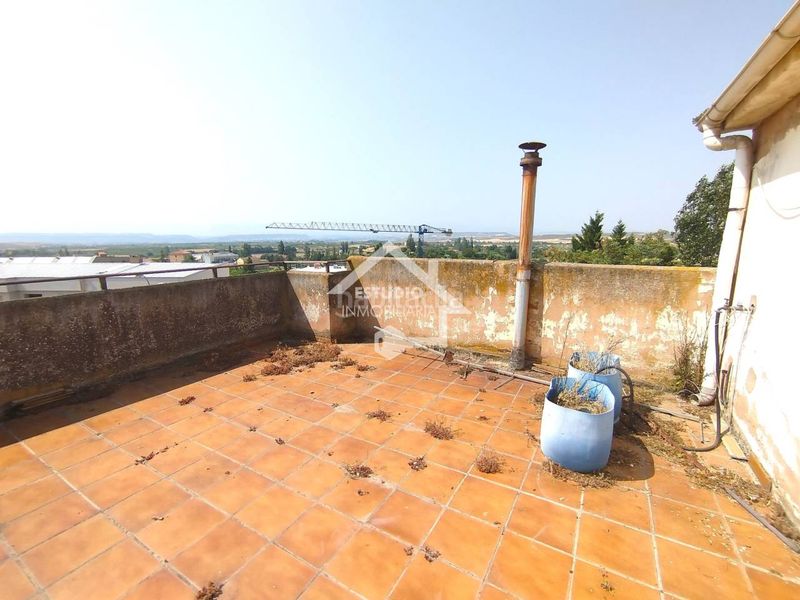 Foto 6afe6d0f-5312-4da3-92a4-f673ce8945ea. Casa amb calefacció a Viana