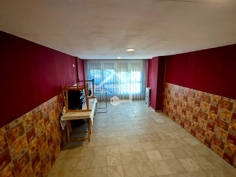 Foto 64cc0b4b-7047-47aa-b9ff-d4ee97590890. Loft amb calefacció a Viana