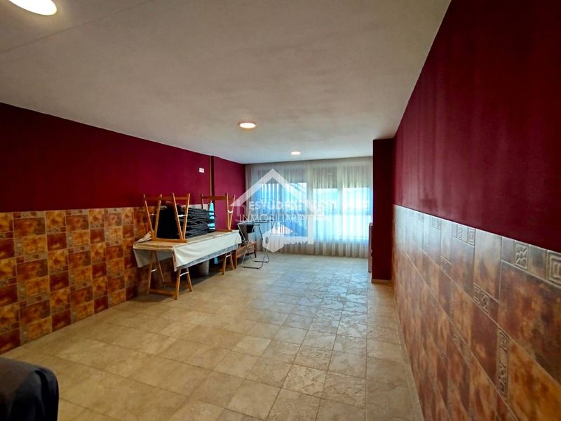 Foto cfaa2190-4e13-4eb5-b547-3436e83377c9. Loft amb calefacció a Viana