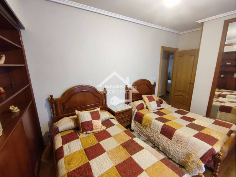 Foto a93a4d92-0eb1-4441-9e45-f4a269929ce3. Piso venta de piso en Jesuitas Logroño