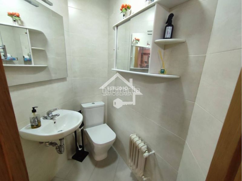 Foto ee5c0b8d-8064-48d1-86aa-63a416acd7f0. Piso venta de piso en Jesuitas Logroño