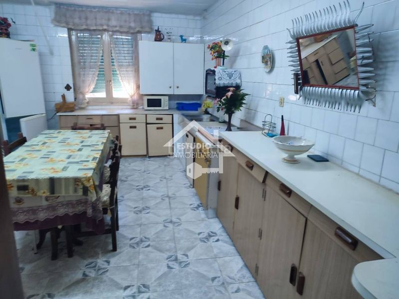 Foto a616e095-bdaf-431e-bbac-351d8353a1a3. Casa a Alesanco