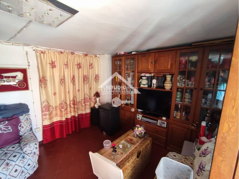 Foto 4591588d-cc21-46ec-ac1c-b4e03de8f057. Casa amb calefacció a Navarrete