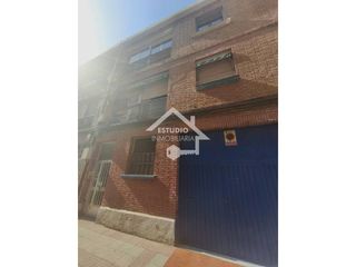 Flat  Calle san lázaro. Piso en venta en logroño oeste