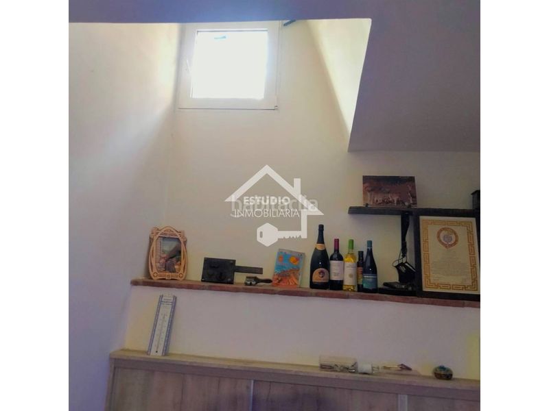 Foto b16710eb-1e49-4f28-93c5-3bf8a1e23f8e. Local comercial a Viana