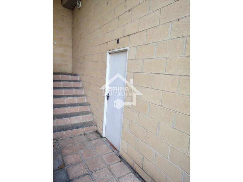 Foto ed92e31f-bfee-48af-a9e2-66a13a60287e. Local comercial a Navarrete