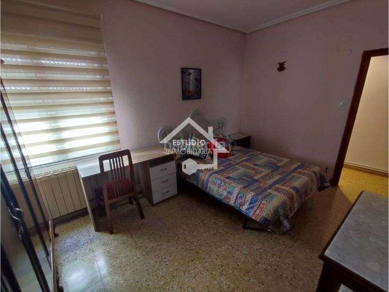 Foto 540dfa49-c066-4601-b5c0-9ae0d3f8180f. Rent flat with heating in Juzgados Logroño
