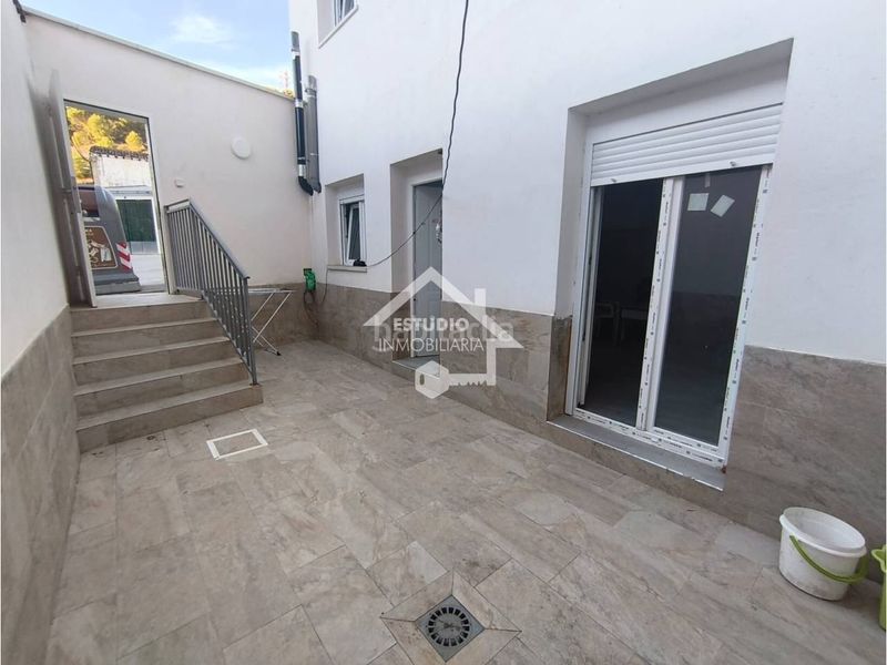 Foto 89a466d2-4d7e-4080-891b-1e04808c1a39. Casa amb aparcament a Lodosa