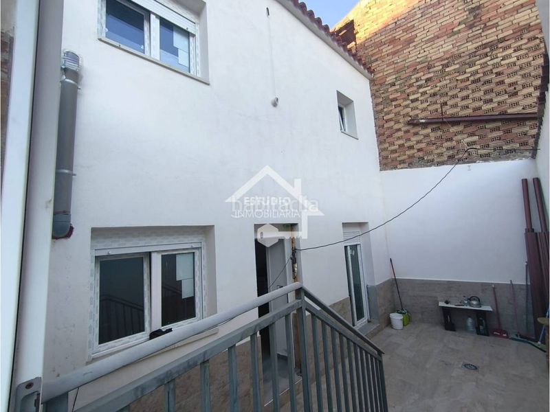 Foto 908b5d8f-c4ea-4168-b8e3-706b04aafc58. Casa amb aparcament a Lodosa