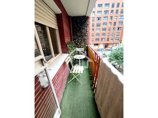 Appartement  Calle ingenieros pino y amorena. Venta de piso con terracita en el centro de logroño
