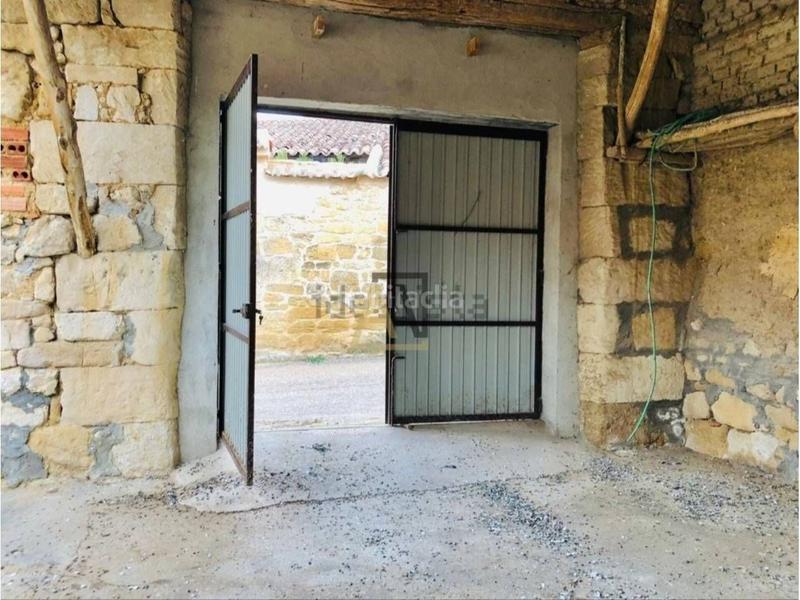 Foto 81b7c413-cb1c-4d63-a9f2-e2859ab6d1e6. Casa  con terreno con tejado nuevo en Argujillo