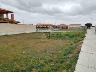 Terrain résidentiel à Moraleja del Vino. Terreno urbano de 568m2 en moraleja del vino