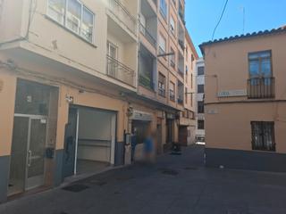Location Parking voiture à Calle de las flores de san torcuato 7. Se alquilan plazas de garaje en zona centro