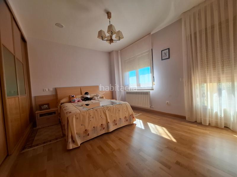 Foto 8a58a9ef-235f-4b1d-8521-3129b2dd1015. Chalet impresionante chalet con piscina cubierta en alto san isidro en Zamora