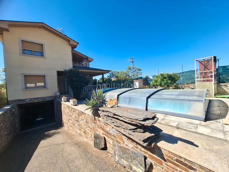 Foto bba56ad3-dcb5-4ecd-9cfe-772e8463cc9f. Chalet impresionante chalet con piscina cubierta en alto san isidro en Zamora