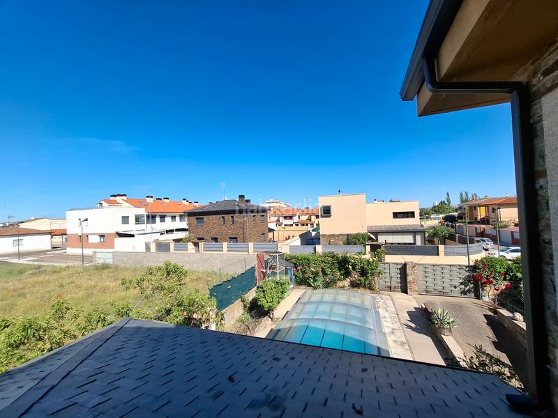 Foto ea7471ea-a788-406d-88d8-b03209ddd50e. Chalet impresionante chalet con piscina cubierta en alto san isidro en Zamora