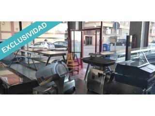 Local commercial  N/a. Local en venta en los bloques(49021)