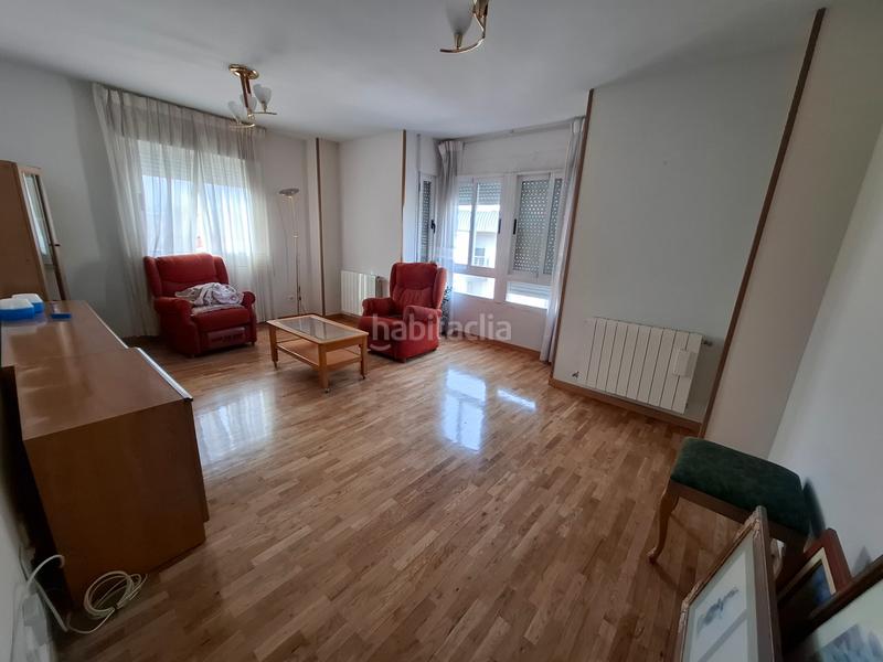 Foto 28a0fc6d-9b6f-4d07-9060-919325aa755c. Pis amb calefacció aparcament a Pinilla Zamora