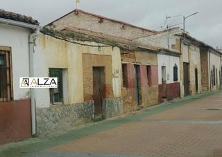 Terreno residenziale in Calle zamora 39. Terreno urbano de 1100m2 en morales del vino