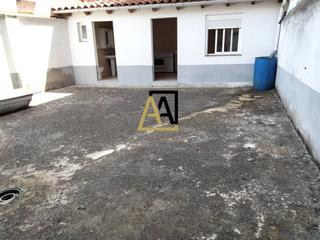 Casa  Calle barrio estación. Casa con patio totalmente reformada a estrenar¡¡¡
