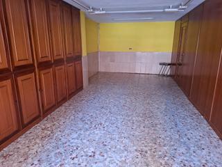 Office space  Calle regimiento de toledo. Entreplanta con ascensor y calefaccion central