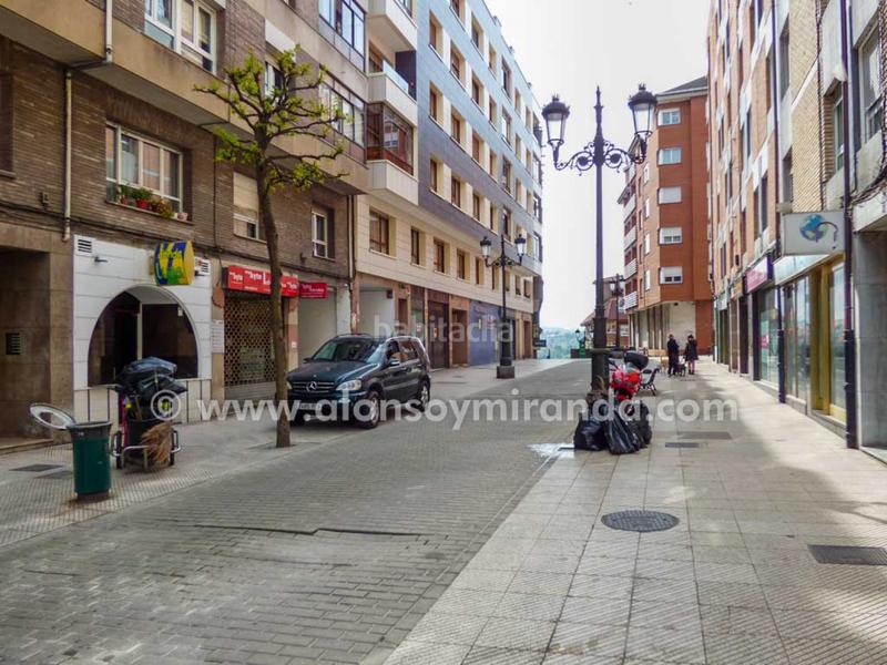 Foto 06d861ba-2a01-40b3-aa06-509117aea159. Affitto locale commerciale in Oviedo - c/ víctor sáenz 15 in Oviedo