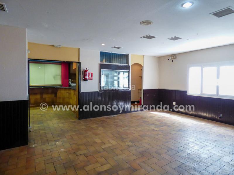 Foto 00b10434-c245-4e58-beec-b02aa8ab61cd. Rent business premise in Oviedo - c/ víctor sáenz 15 in Oviedo