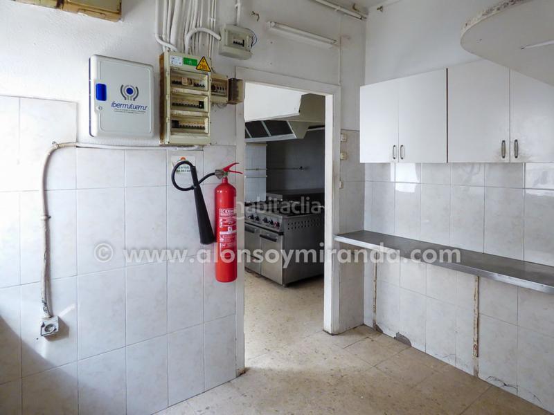 Foto 24f20847-23ea-4583-9879-b9d5fbf91984. Rent business premise in Oviedo - c/ víctor sáenz 15 in Oviedo