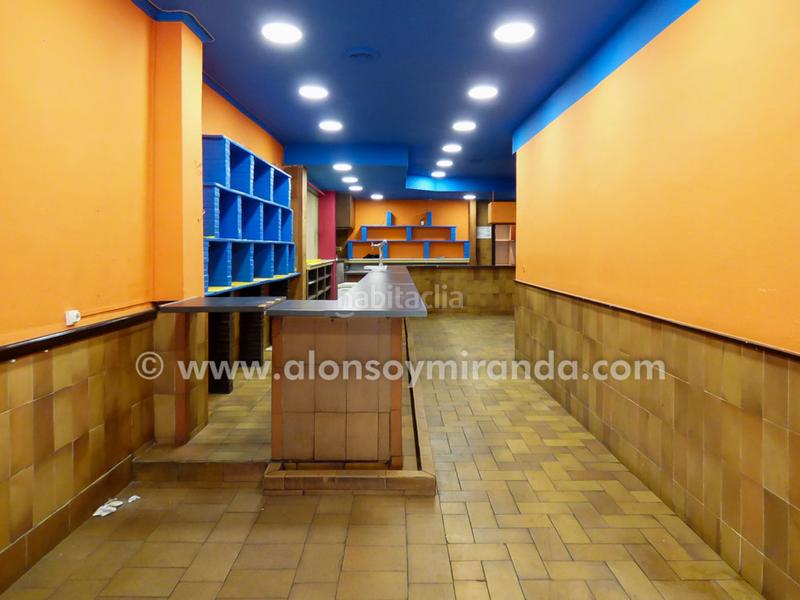 Foto 6303b7fa-3f4c-407c-ab7e-8a37dd9a7fff. Rent business premise in Oviedo - c/ víctor sáenz 15 in Oviedo