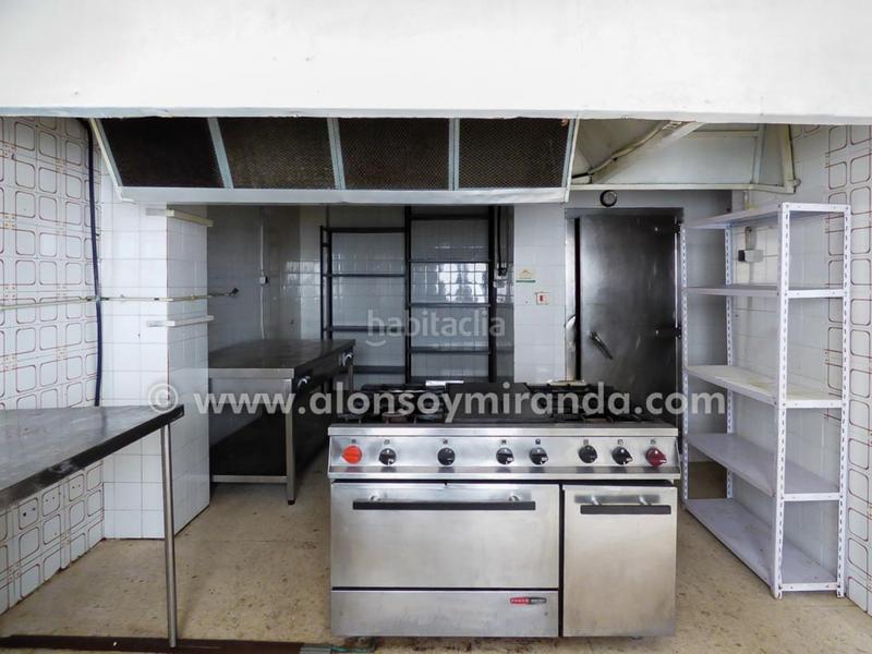 Foto d51d4a10-bc62-4d59-aa31-c57cc4f2af5e. Rent business premise in Oviedo - c/ víctor sáenz 15 in Oviedo