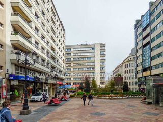 Lloguer Pis  Oviedo - caveda. Se alquila acogedor apartamento de huecos independientes parcial