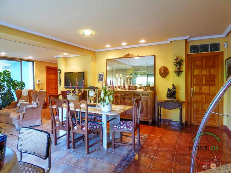 Foto aceb0069-80bf-446b-8917-9a3bd8b036f6. Casa in Oviedo - urbanización monte alto 22 in Parroquias Norte - Naranco Oviedo