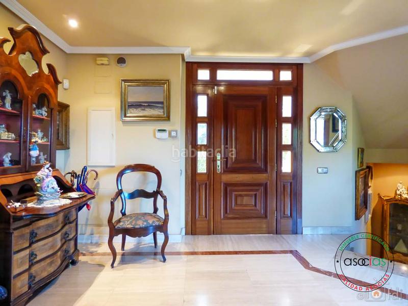 Foto b2afbb86-c493-4746-a85a-b99f83c20d5b. Casa in Oviedo - urbanización monte alto 22 in Parroquias Norte - Naranco Oviedo