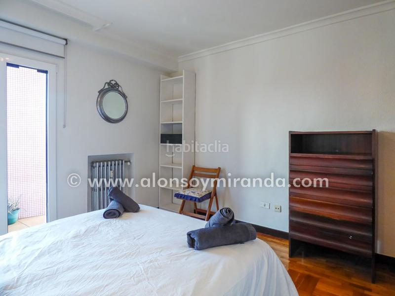 Foto 6cb0c69a-2639-4d51-be94-55447d1a603e. Lloguer pis a Gijón - c/ llanes 2 a Centro Gijón