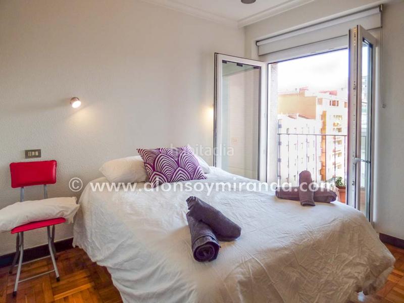 Foto 4a335b3f-3883-448a-86a9-b3e528bea480. Miete etagenwohnung in Gijón - c/ llanes 2 in Centro Gijón