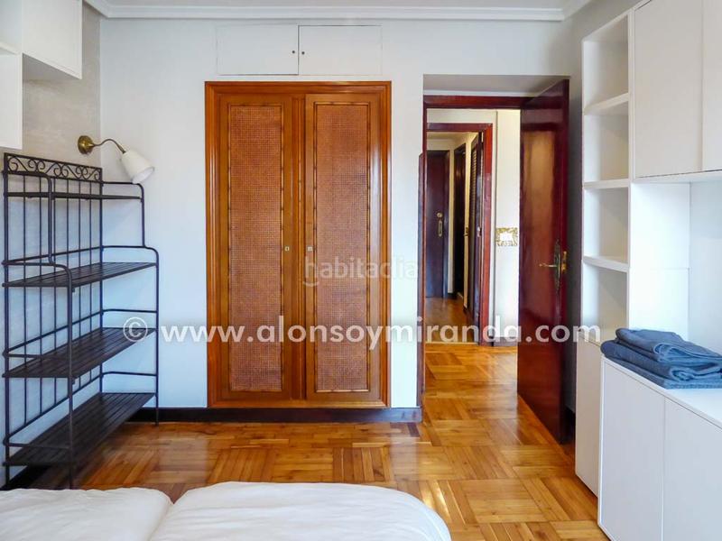 Foto 943e0fc1-cebe-4164-9cf6-941a8c97dbcd. Miete etagenwohnung in Gijón - c/ llanes 2 in Centro Gijón