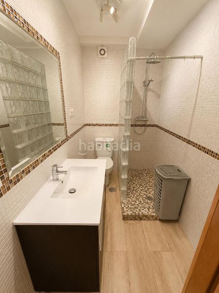 Foto c61cdc3c-9a75-4a05-b9f0-f585ac96b255. Piso en Las Águilas Madrid