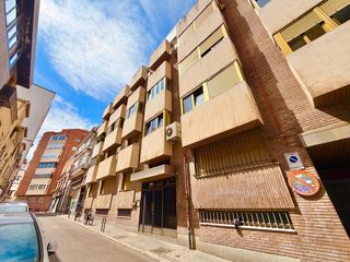 Apartament  Calle de fuente del saz. Piso en hispanoamerica