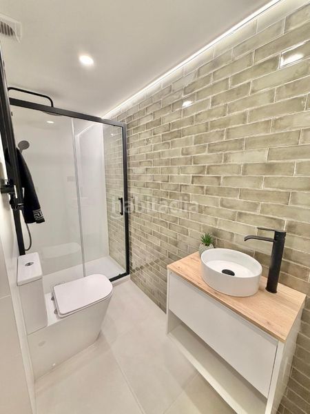 Foto 5302cc70-d3eb-46bb-83f0-8f023771c0f6. Pis amb calefacció a Aluche Madrid