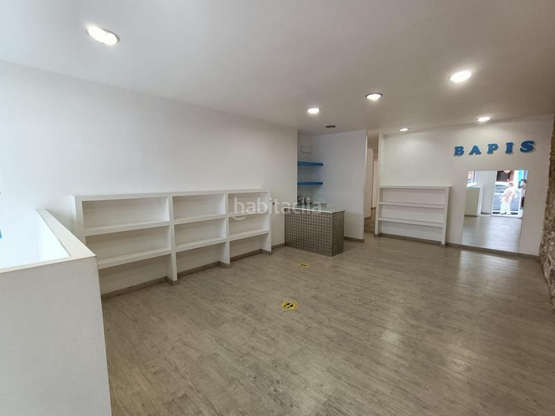 Foto 87c68c06-44f6-49f8-80c9-1fd2bda5a9ab. Rent business premise in Centro Ferrol