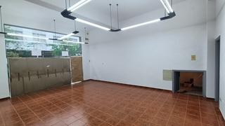 Locale commerciale in Zona Ultramar